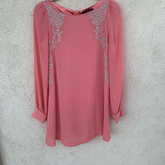 GUESS| dress - Picture 1 of 4